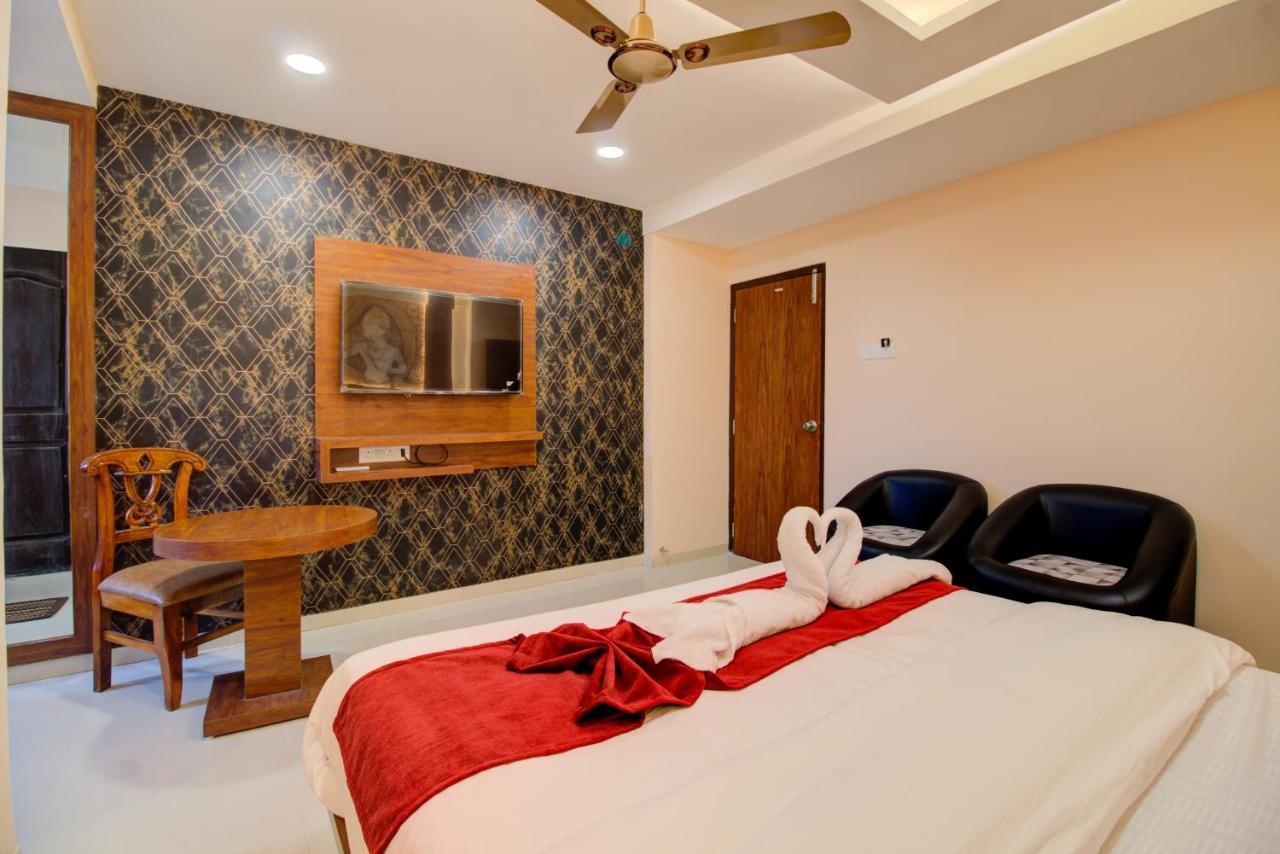 Hotel Samaira Residency,Dombivali Dive Esterno foto
