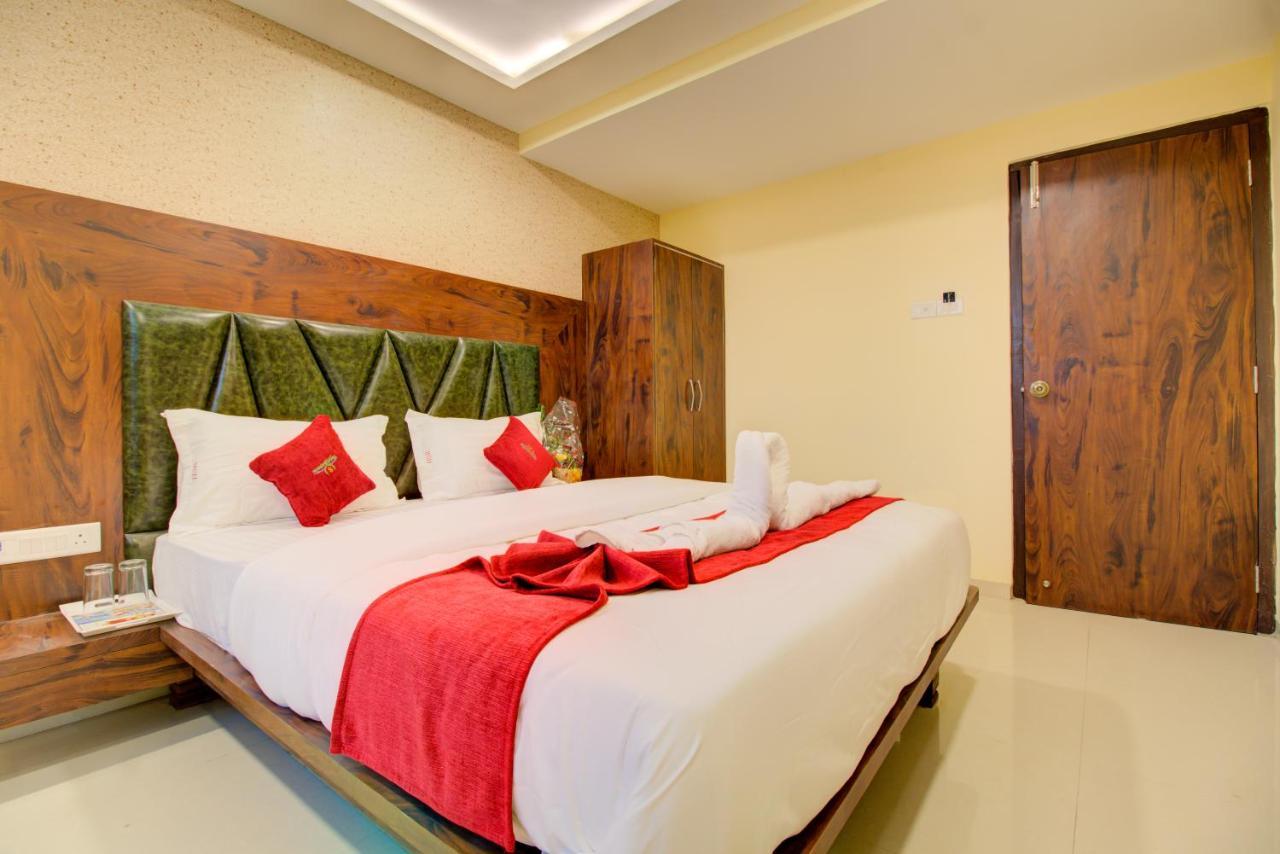 Hotel Samaira Residency,Dombivali Dive Esterno foto