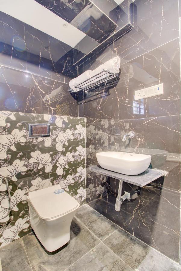 Hotel Samaira Residency,Dombivali Dive Esterno foto