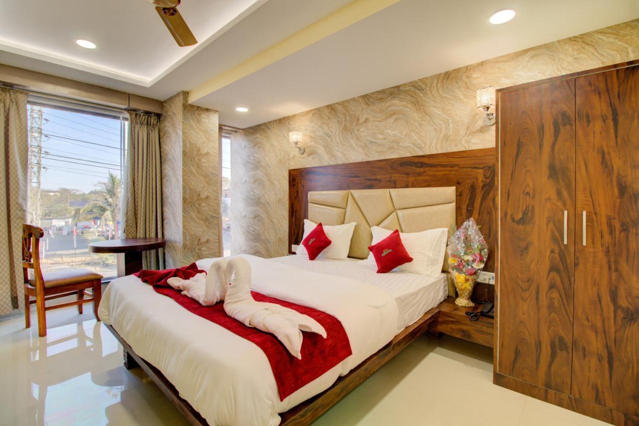 Hotel Samaira Residency,Dombivali Dive Esterno foto